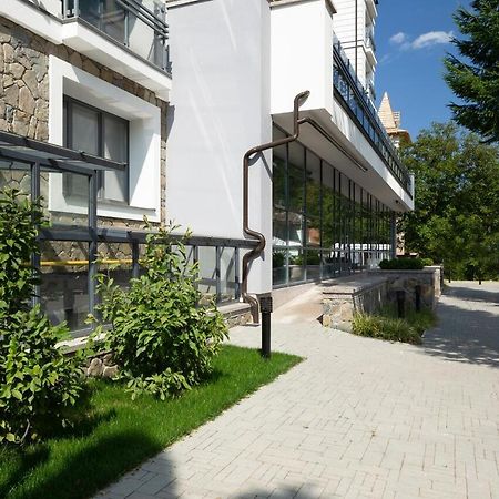 Kuban Апартаменти Γιαρέμτσε Εξωτερικό φωτογραφία